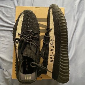 Yeezy 350 V2 size 14!